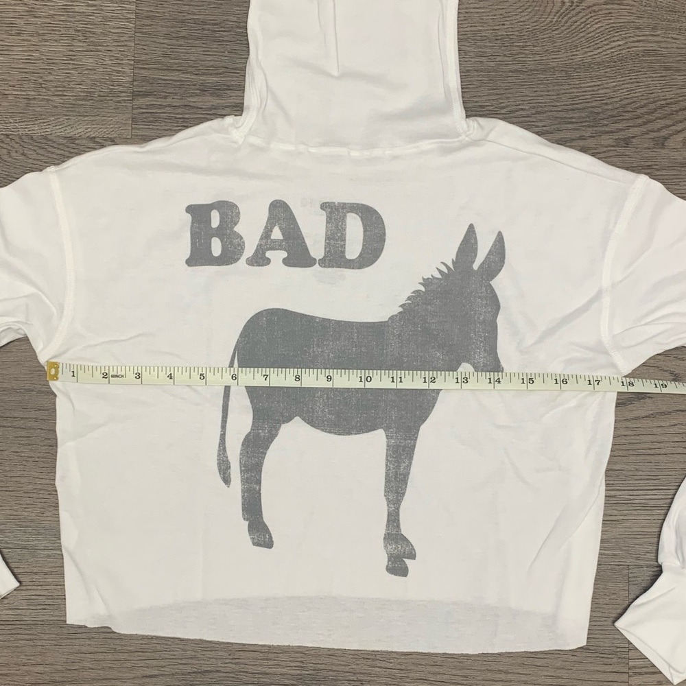 Recycled Karma Bad Donkey Cropped Turtle Neck Tee - Size S - White - NWOT - Picture 4 of 6